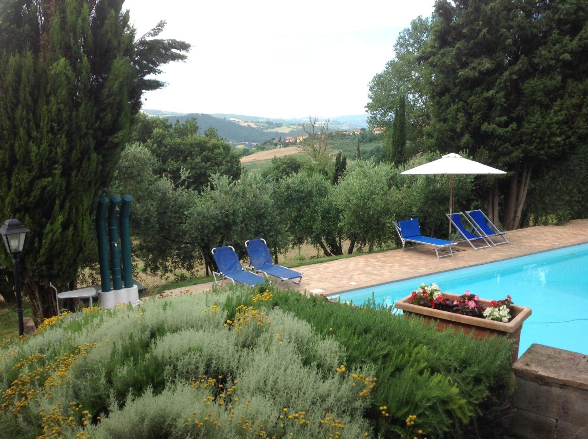 Il Broglino Villa Todi Eksteriør billede